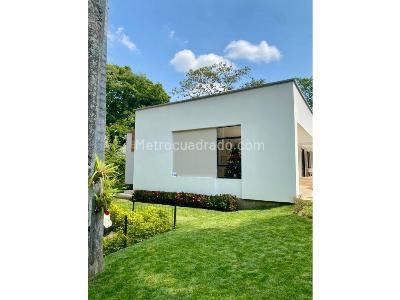 Casa de 3 alcobas en venta en Aguacatal, Cali, 270 m² · foto 8 de 9