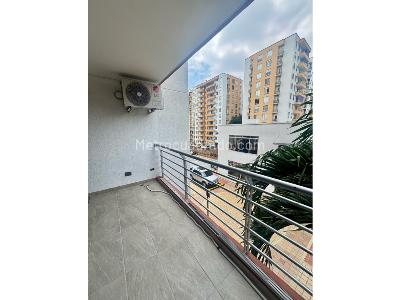 Apartamento en venta en La Flora, Cali · foto 2 de 19