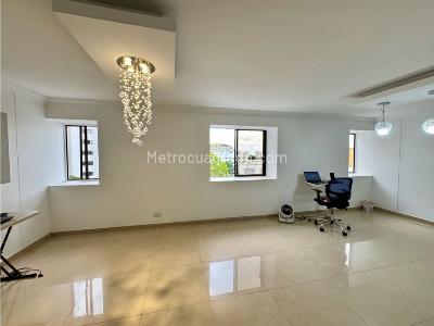 Apartamento en venta en Sur, Cali · foto 2 de 19
