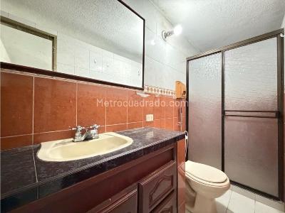Casa de 4 alcobas en venta en Siete De Agosto, Cali, 162 m² · foto 15 de 17