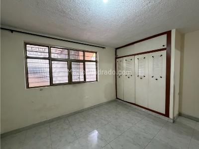 Casa de 4 alcobas en venta en Siete De Agosto, Cali, 162 m² · foto 16 de 17