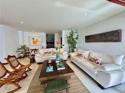 Apartamento de 3 alcobas en venta en Cristales, Cali, 259 m² · foto 3 de 20