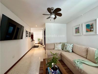 Apartamento de 3 alcobas en venta en Cristales, Cali, 259 m² · foto 19 de 20