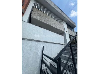 Casa de 3 alcobas en venta en La Arboleda, Cali, 420 m² · foto 17 de 18