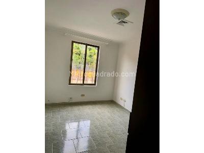 Casa de 3 alcobas en venta en La Flora, Cali, 135 m² · foto 3 de 13