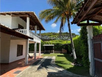 Casa de 4 alcobas en venta en Rozo, Palmira, 250 m² · foto 4 de 15