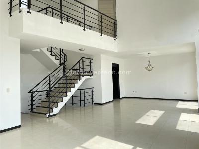 Casa de 3 alcobas en venta en Aguacatal, Cali, 319 m² · foto 16 de 16