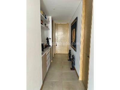 Apartamento de 3 alcobas en venta en Santa Monica Residencial, Cali, 162 m² · foto 3 de 19
