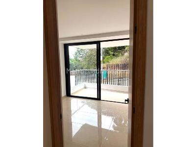 Apartamento de 2 alcobas en venta en Granada, Cali, 81 m² · foto 8 de 18