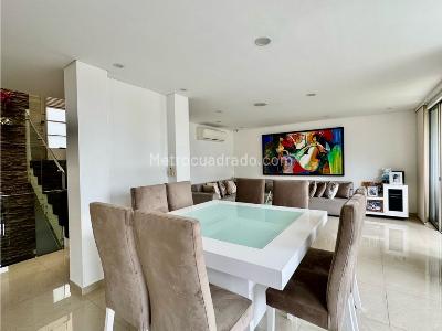 Casa de 3 alcobas en venta en Aguacatal, Cali, 230 m² · foto 3 de 20