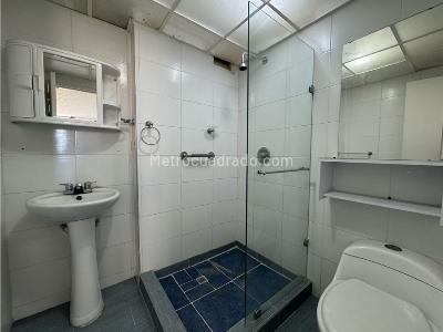 Apartamento de 2 alcobas en venta en Granada, Cali, 95 m² · foto 9 de 13