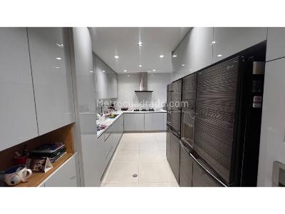Casa de 5 alcobas en venta en Aguacatal, Cali, 320 m² · foto 5 de 14