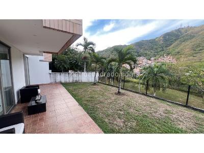 Casa de 5 alcobas en venta en Aguacatal, Cali, 320 m² · foto 13 de 14