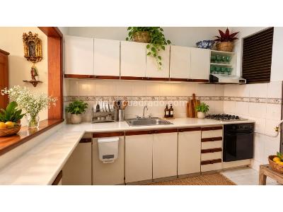 Apartamento de 2 alcobas en venta en Centenario, Cali, 98 m² · foto 2 de 10
