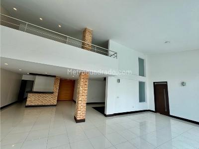 Casa de 4 alcobas en venta en Cristales, Cali, 450 m² · foto 4 de 20