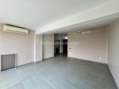 Casa de 4 alcobas en venta en Cristales, Cali, 450 m² · foto 13 de 20