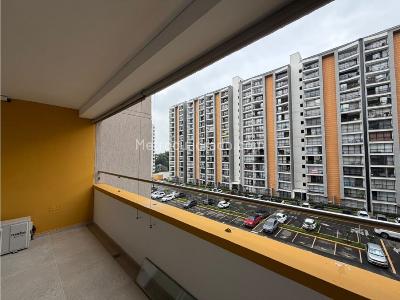 Apartamento de 3 alcobas en arriendo en La Flora, Cali, 85 m² · foto 4 de 5