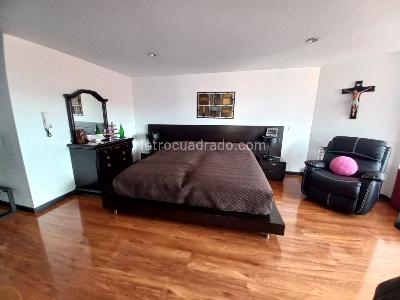 Apartamento de 3 alcobas en venta en Victoria Norte, Bogotá, 220 m² · foto 11 de 20