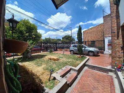 Casa de 3 alcobas en venta en Suba Niza, Bogotá, 360 m² · foto 10 de 18