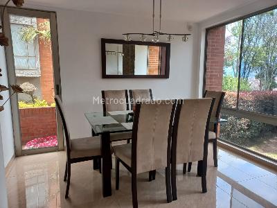 Casa de 3 alcobas en venta en Cerros De Provensa, Bogotá, 189 m² · foto 7 de 20