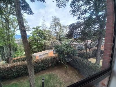 Casa de 3 alcobas en venta en Cerros De Provensa, Bogotá, 189 m² · foto 10 de 20