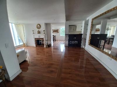 Apartamento en venta en Country Club, Bogotá · foto 3 de 20