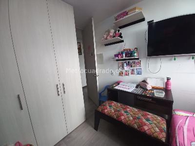 Apartamento de 3 alcobas en venta en La Felicidad, Bogotá, 52 m² · foto 17 de 19
