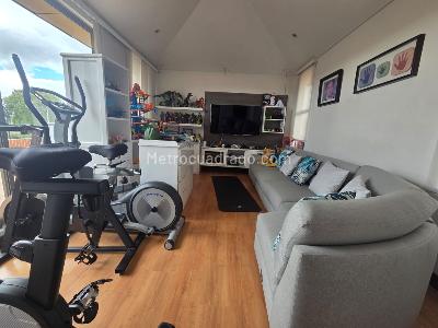 Casa de 3 alcobas en venta en Caminos De Arrayanes, Bogotá, 192 m² · foto 18 de 20