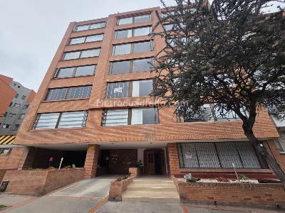 Apartamento de 3 alcobas en venta en Chico Santa Barbara, Bogotá, 141 m² · foto 19 de 19