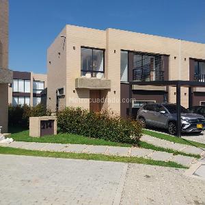 Casa de 3 alcobas en venta en Hacienda San Maria, Chía, 117 m² · foto 19 de 19