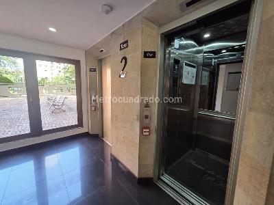Apartamento de 5 alcobas en venta en Pinar De La Colina, Bogotá, 300 m² · foto 19 de 20