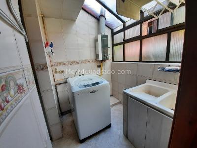 Casa de 3 alcobas en venta en Plazuela Iberia, Bogotá, 194 m² · foto 8 de 18