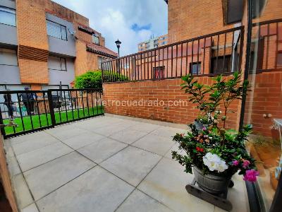 Casa de 3 alcobas en venta en Plazuela Iberia, Bogotá, 194 m² · foto 3 de 18