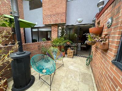 Casa de 4 alcobas en venta en Plazuela Iberia, Bogotá, 198 m² · foto 7 de 16