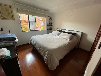 Casa de 4 alcobas en venta en Plazuela Iberia, Bogotá, 198 m² · foto 9 de 16