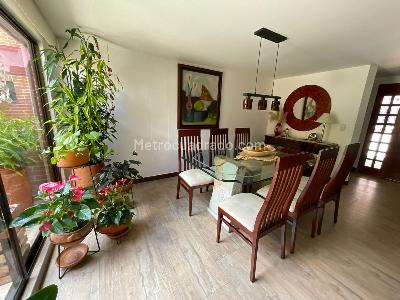 Casa de 4 alcobas en venta en Plazuela Iberia, Bogotá, 198 m² · foto 6 de 16