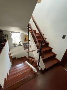 Casa de 4 alcobas en venta en Plazuela Iberia, Bogotá, 198 m² · foto 8 de 16