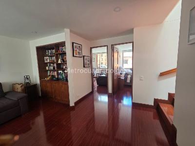Casa de 3 alcobas en venta en Aticos Del Norte Colina Campestre, Bogotá, 172 m² · foto 10 de 20