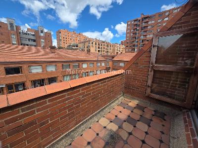 Casa de 3 alcobas en venta en Aticos Del Norte Colina Campestre, Bogotá, 172 m² · foto 14 de 20
