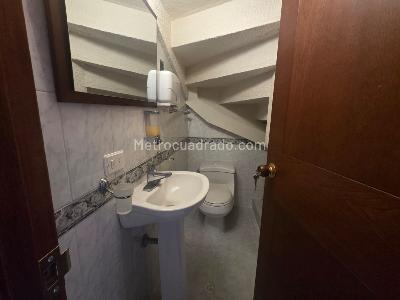 Casa en venta en Portales Del Norte, Bogotá · foto 2 de 20