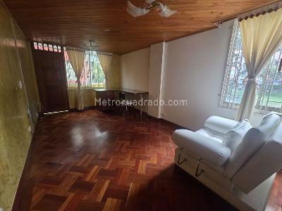 Casa en venta en Portales Del Norte, Bogotá · foto 8 de 20