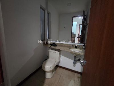 Casa de 4 alcobas en venta en Camino De Gratamira, Bogotá, 187 m² · foto 16 de 20