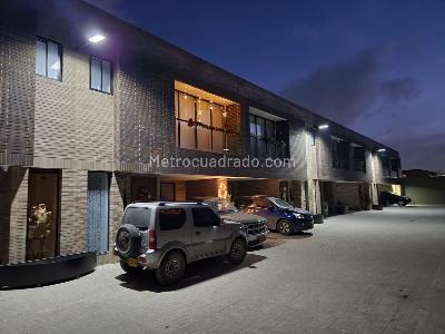 Casa de 3 alcobas en venta en Villas De La Valvanera, Chía, 117 m² · foto 18 de 19