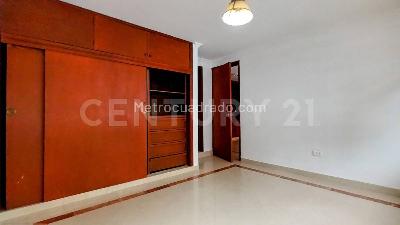 Casa de 5 alcobas en venta en Santa Barbara Oriental, Bogotá, 369 m² · foto 8 de 20