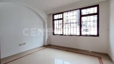 Casa de 5 alcobas en venta en Santa Barbara Oriental, Bogotá, 369 m² · foto 10 de 20
