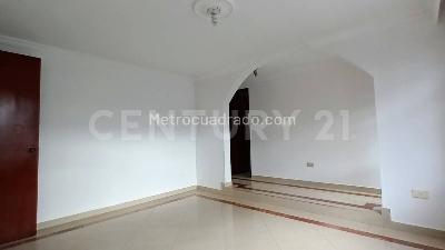 Casa de 5 alcobas en venta en Santa Barbara Oriental, Bogotá, 369 m² · foto 16 de 20