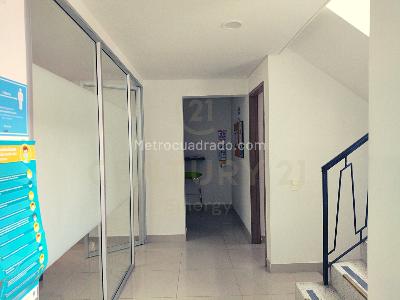 Apartamento de 5 alcobas en venta en Usaquen, Bogotá, 244 m² · foto 4 de 20