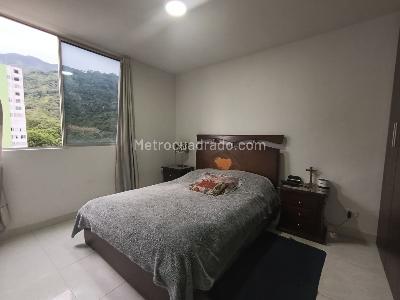 Apartamento de 3 alcobas en venta en Conjunto Alminar Samoa, Ibagué, 51 m² · foto 5 de 13
