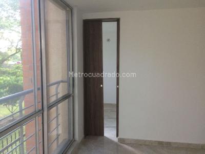 Apartamento de 3 alcobas en venta en Conjunto Kundae, Ibagué, 54 m² · foto 2 de 16