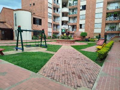 Apartamento de 4 alcobas en venta en Multifamiliares Torremolinos, Ibagué, 83 m² · foto 19 de 19
